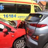 Auto ramt geparkeerde auto's Parklaan Katwijk