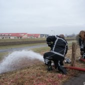 Drukverlies in waterleidingen door gescheurde waterleiding Cantineweg Katwijk