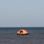 Blauwe vlag gehesen in Noordwijk door Prins Willem-Alexander