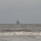 NRB en KNRM assisteren bij aankomst André Kuipers strand Noordwijk