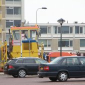 Kitesurfer in problemen Noordwijk