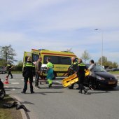 Ongeval auto/scooter Arnoudstraat in Hillegom