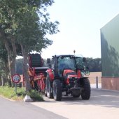 Ongeval auto tegen tractor Achterweg-Zuid Lisse