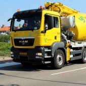 Truckrun 2015 rijdt door de Bollenstreek