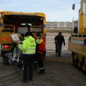 Surfer in problemen  Katwijk