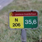 Auto te water N206 De Zilk