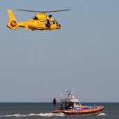 Blauwe vlag gehesen in Noordwijk door Prins Willem-Alexander