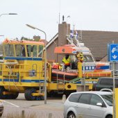 Kitesurfer in problemen Noordwijk