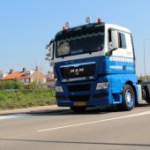 Truckrun 2015 rijdt door de Bollenstreek