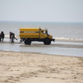 Vrouw valt van Paard Langevelderslag Noordwijk