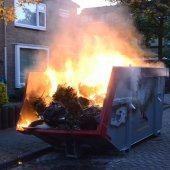 Buitenbrand afval container Rembrandtlaan Voorhout