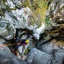 Canyoning