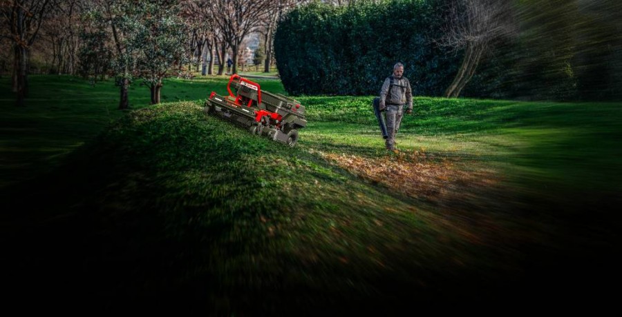 KR800E &ndash; Voyager Robotic Lawn Mower