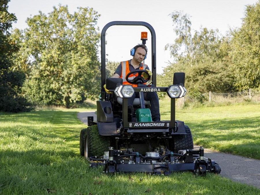 Ransomes Aurora Elite