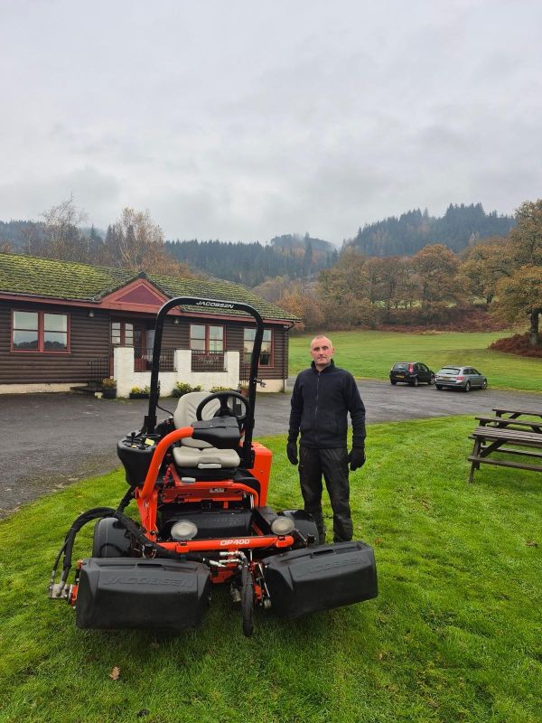 Jacobsen GP400 transforms mowing routine at Aberfoyle GC