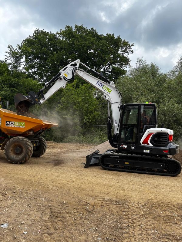 AD Bly Construction expands fleet with wide range of new Bobcat equipment