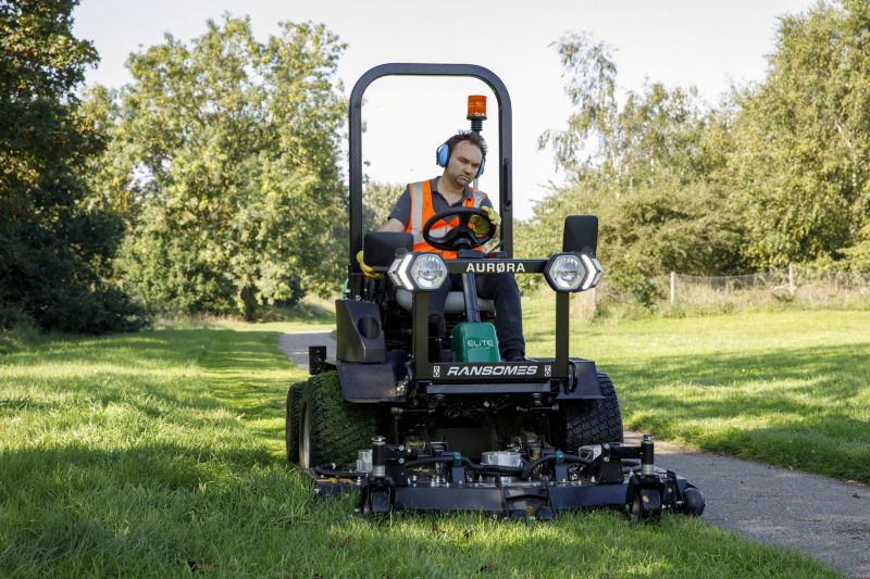 Ransomes Aurora ELiTE - powering the future of turf care