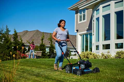 Briggs & Stratton presents full power solutions portfolio at GroundsFest 2025
