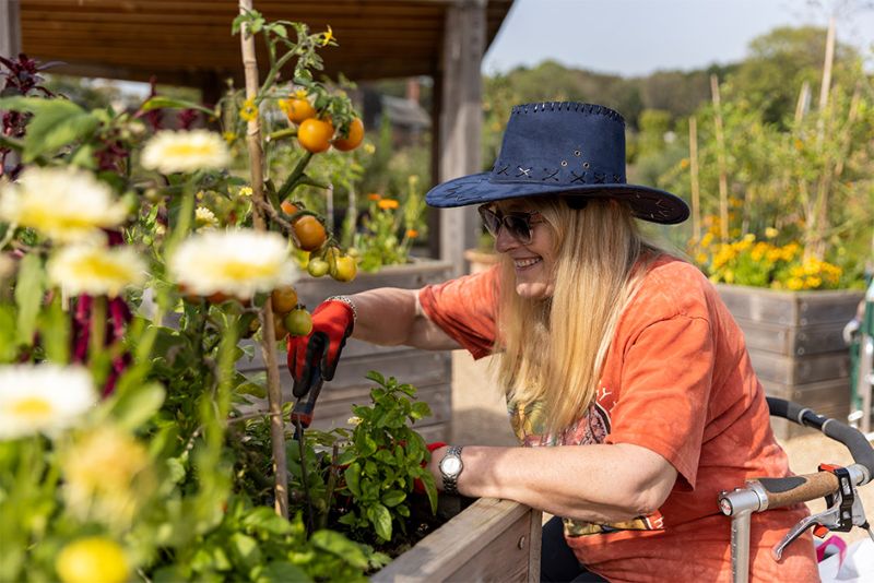 RHS announces new wellbeing garden for Oldham Hospital