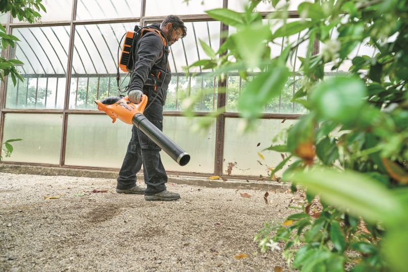 The evolution of Pellenc&rsquo;s battery-powered blower range