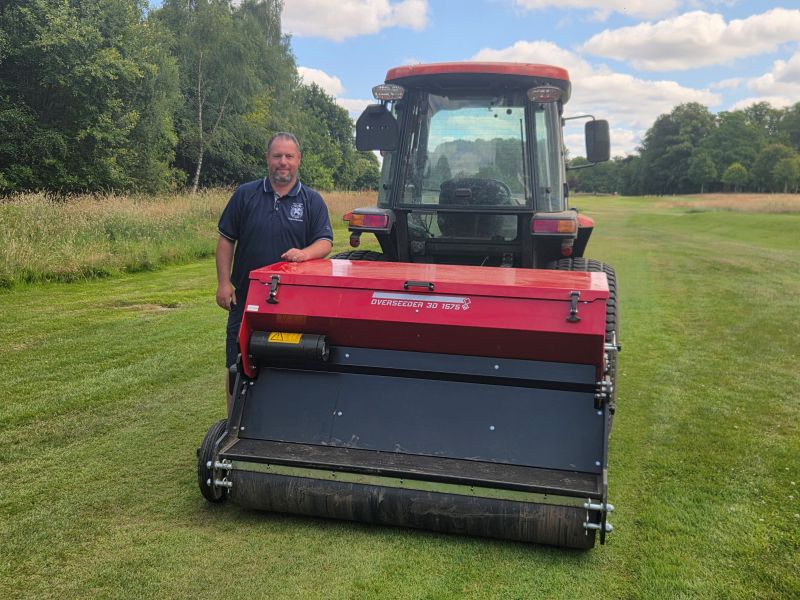 Redexim Overseeder helps Pollok golf course tackle high wear areas