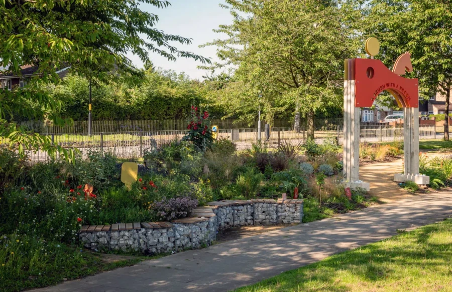 Curved gabions gaining popularity in landscape design