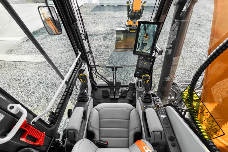 engcon and Develon join forces to launch Tiltrotator-Ready 9 series excavators