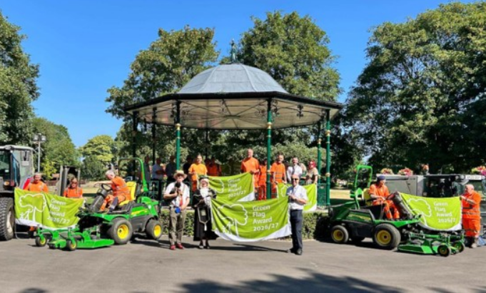 Parks and green spaces celebrated in Green Flag Award&rsquo;s 30th Anniversary year
