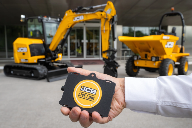 JCB LiveLink now standard on mini excavators and site dumpers