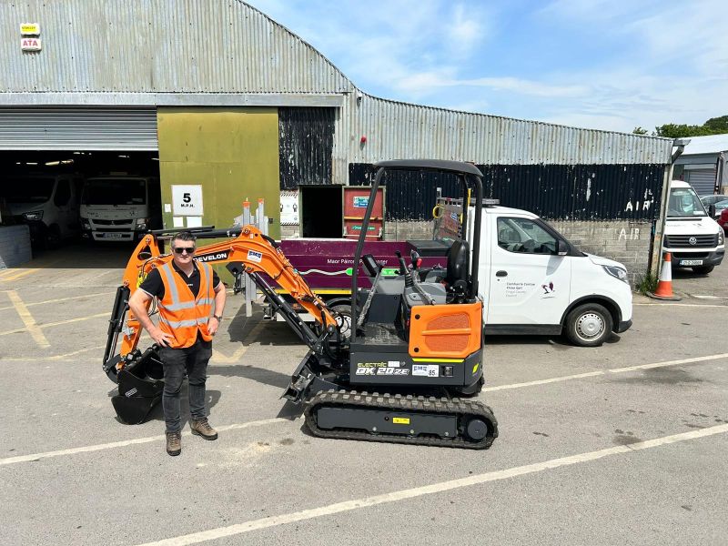 EMS supplies first Develon electric excavators in Ireland 