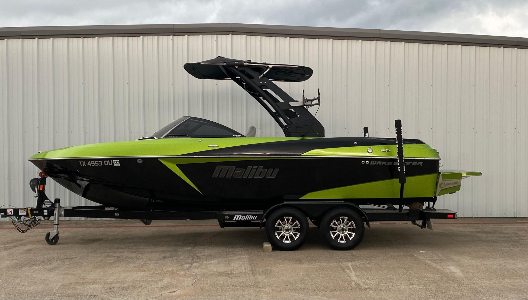 2017 Malibu Wakesetter 22 VLX