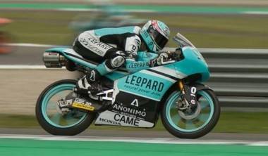 Danny Kent Leopard Racing Moto3 Sachsenring 2015 - Motorbike Magazine