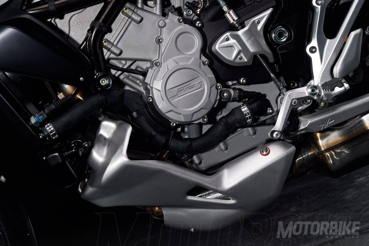 Mv Agusta Stradale Vs Ducati Hyperstrada Mv Agusta Stradale Vs Ducati Hyperstrada