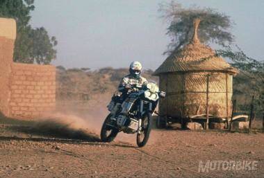 Africa_Twin_Honda_NXR750_1986