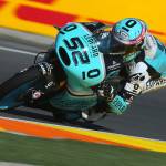 Secuencia de la caída múltiple en la última curva de Valencia en Moto3 18 _Moto3-Valencia-2015_Danny-Kent