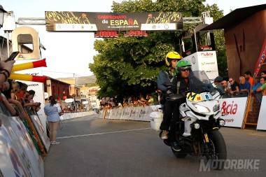 kawasaki-versys-1000-dunlop-roadsmart3-13