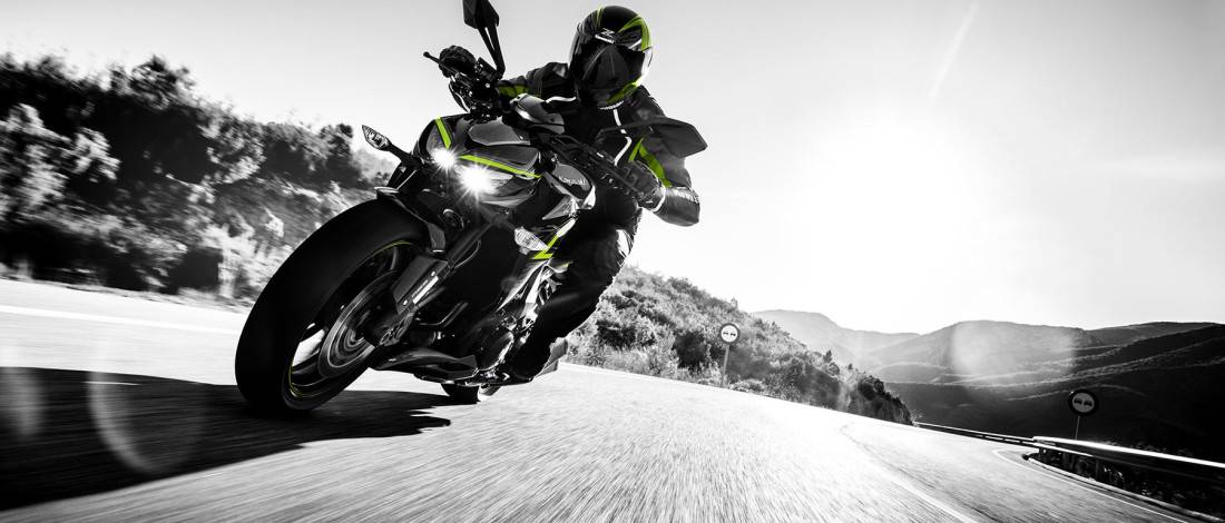 Kawasaki Z1000 R 2017 Precio Fotos Ficha Técnica Y Motos Rivales