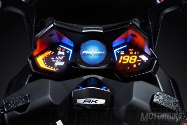 kymco-ak-550-2017-detalles-02