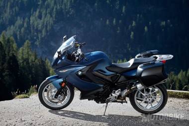bmw-f-800-gt-2017-detalles-16