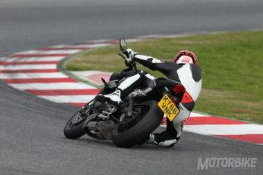 Prueba-Triumph-Street-Triple-RS-2017-Circuito-Montmelo-06