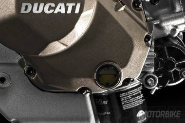 WD 40 Motorbike Specialists cambio.aceite2