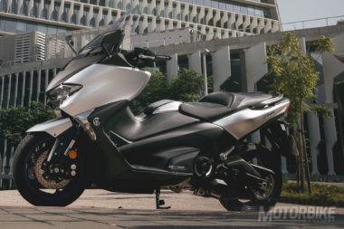 Comparativa-Kymco-AK550-vs-Yamaha-TMax-SX-02
