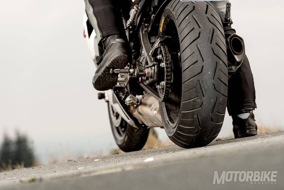 ContiRoadAttack 3 moto