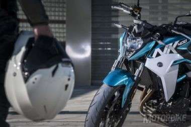 CFMoto 400NK prueba 28