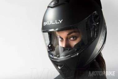 CrossHelmet X1, un casco de moto futurista presentado en el CrossHelmet X1, un casco de moto futurista presentado en el