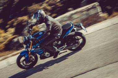 BMW G 310 R comparativaMBK017