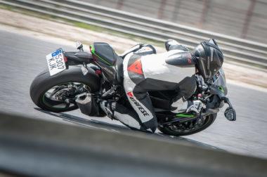 Kawasaki ZX 10R SE 2018 pruebaMBK13