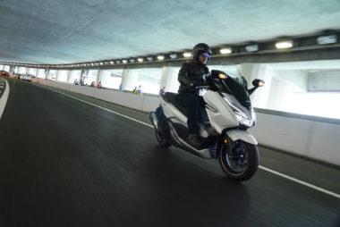 Honda Forza 300 2019 pruebaMBK67