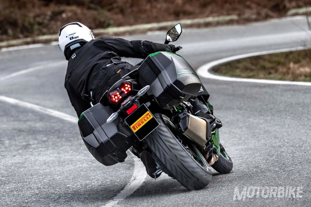 Pirelli Angel GT II, el nuevo neumático sport turismo de la marca italiana Motorbike Magazine