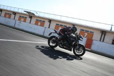 Triumph Street Triple RS 765 2020 prueba 21